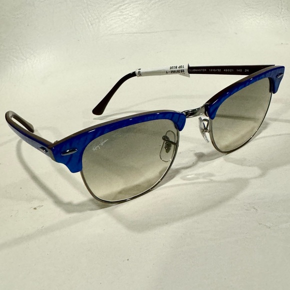 STUNNING Ray-Ban RB 3016 CLUBMASTER Blue Frame Grey Gradient Lenses UNISEX - Picture 7 of 16